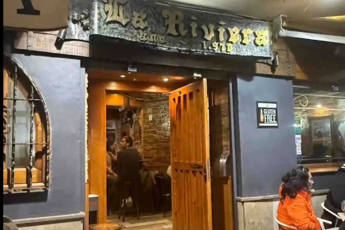 La Riviera seafood tapas bar on Calle Elvira