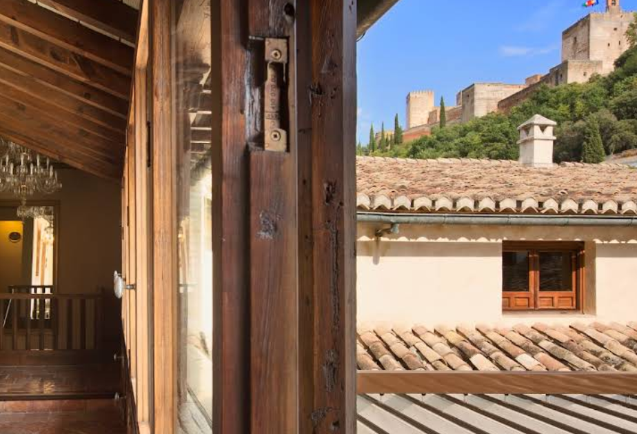 Casa 1800 Granada boutique hotel in the Albaicin with rooftop Alhambra views
