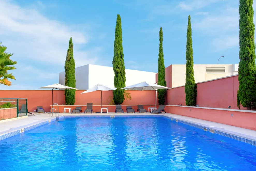 Hilton Garden Inn Malaga hotel with pool and fitness centre close to the metro and airport