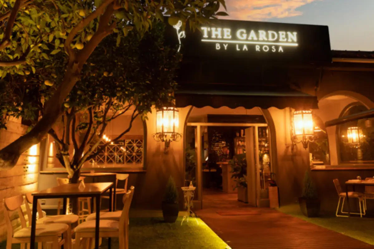 The Garden at La Rosa restaurant in Estepona