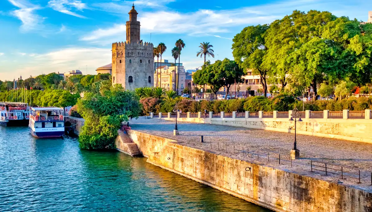 Torre del Oro and the Guadalquivir riverside in the El Arenal area of Seville