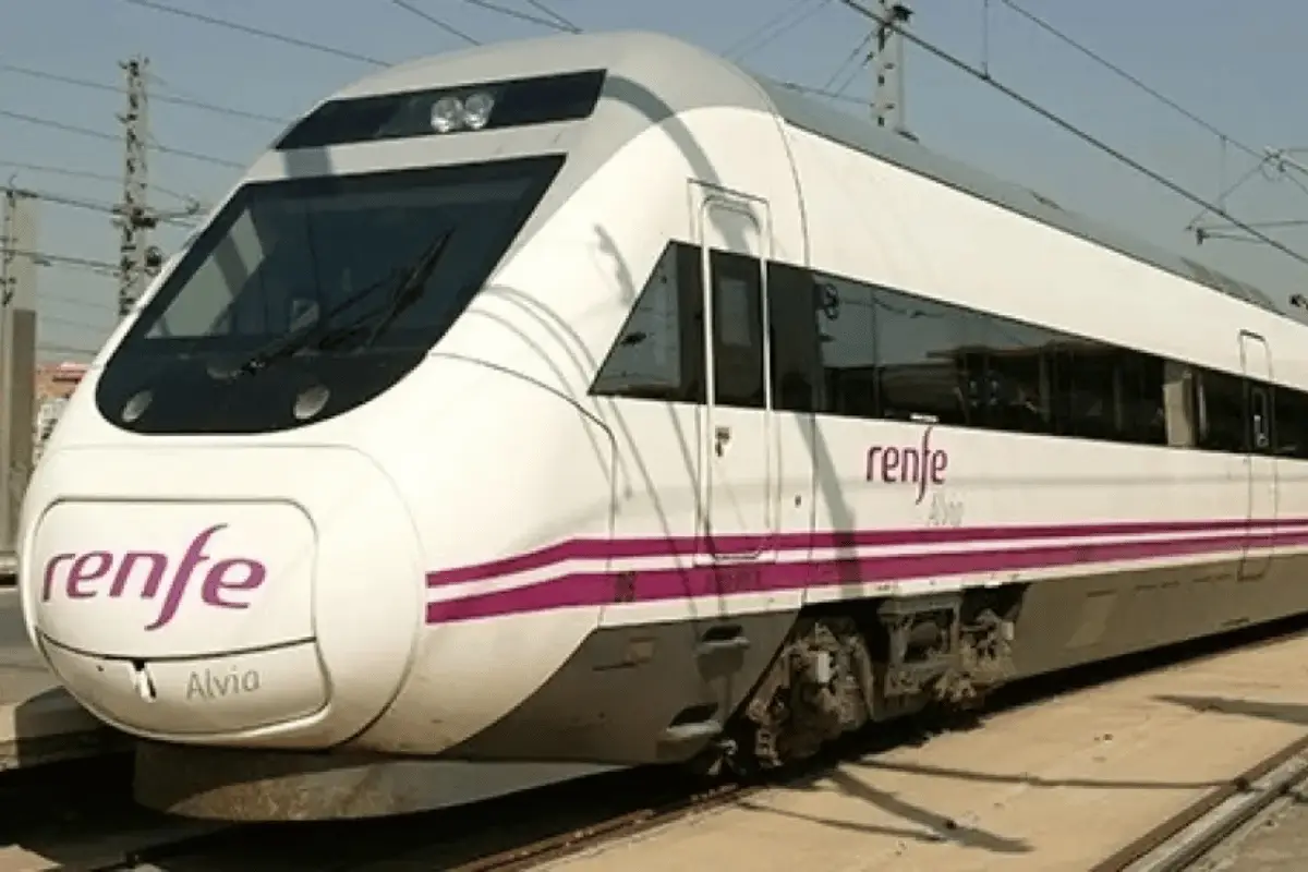 A white Renfe train.