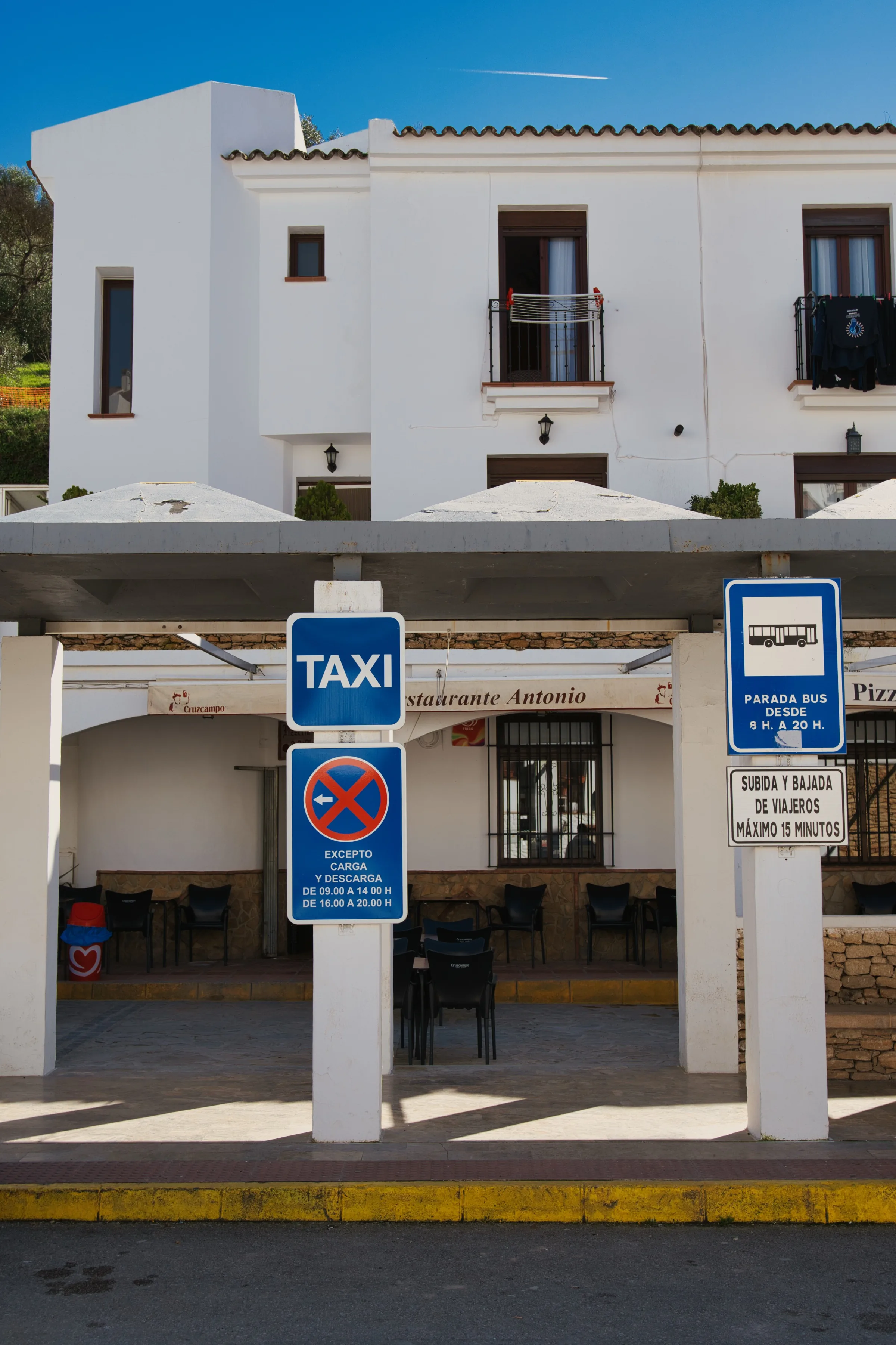 Taxi spot near the entrance of Setenil de las Bodegas.